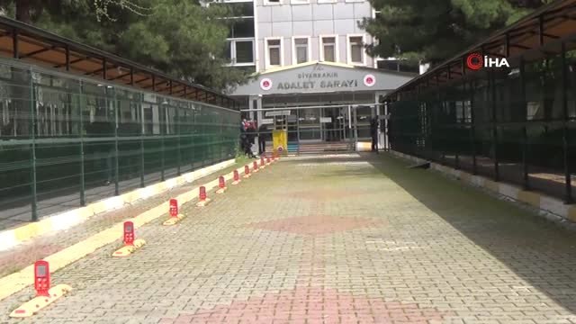 Diyarbakır Adliyesi'ne Sokulmak İstenen Bin 388 Suç Aleti Ele Geçirildi