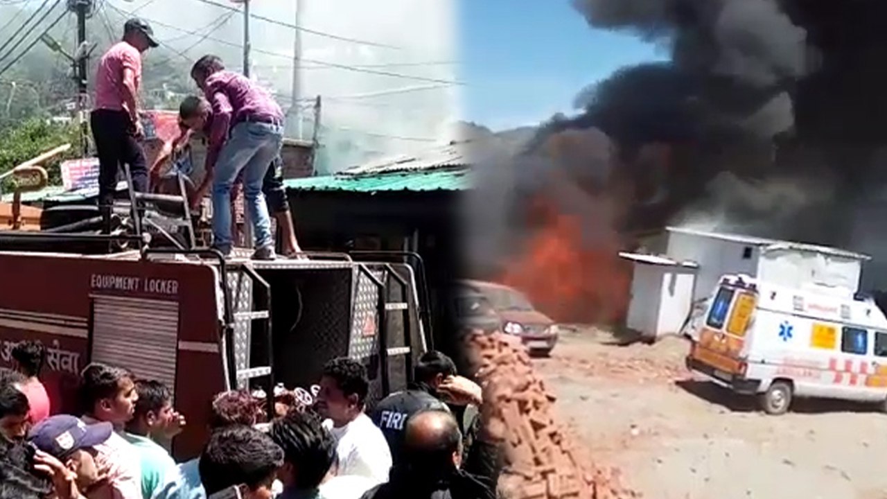 बड़कोट: तेजी से फैली आग, दुकानों में रखे सिलेंडर फटने से होने लगे धमाके