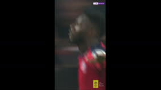 Fine Bamba strike extends Lille's lead over PSG