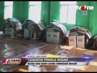 Ratusan Kotak dan Ribuan Surat Suara Terendam Banjir Lumpur