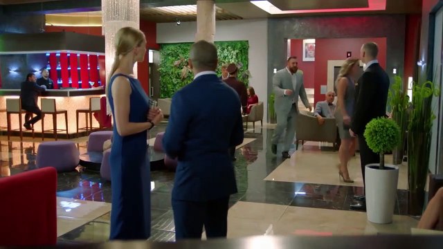 Отель Элеон - Серия 19 сезон 3 (61 серия) - комедийный сериал HD