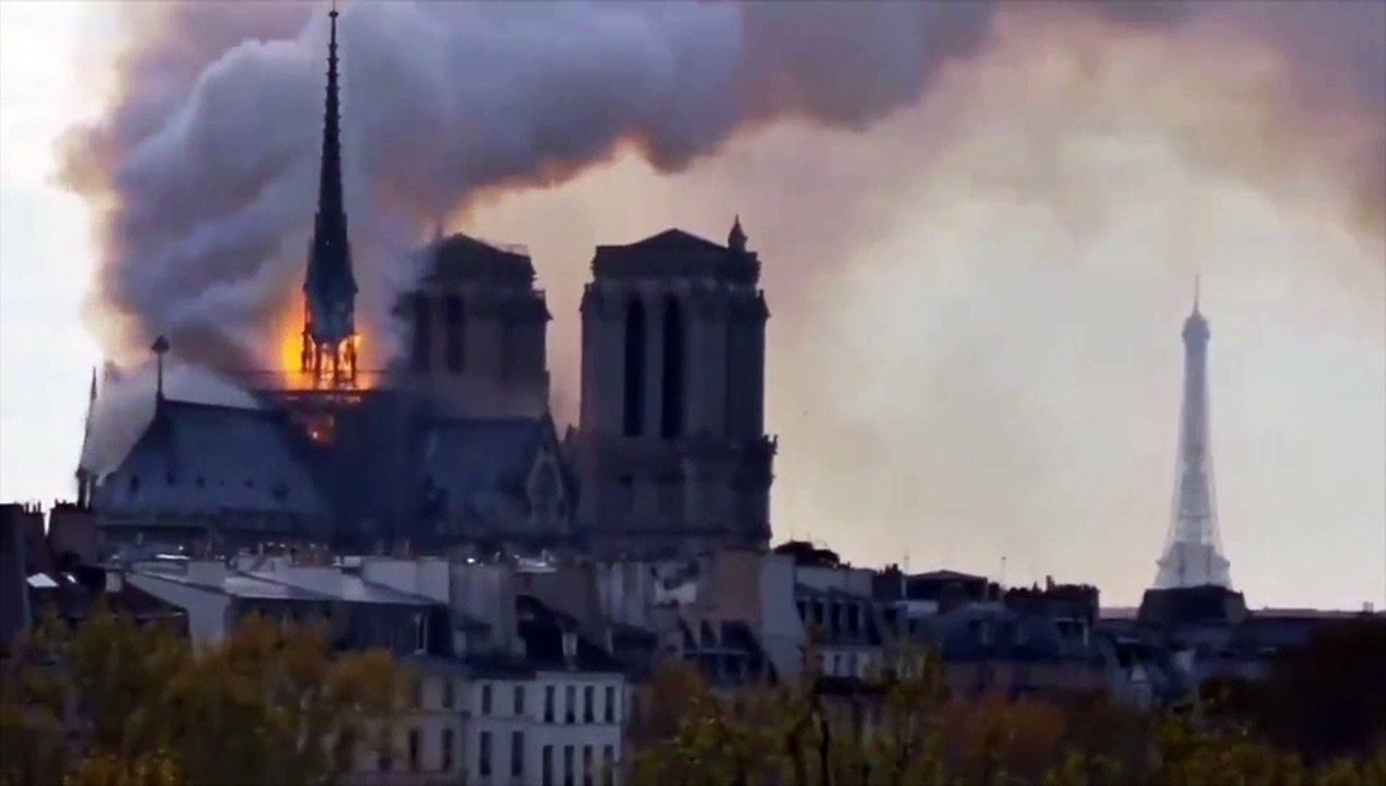 Violent incendie à la cathédrale Notre-Dame de Paris [15/04/2019]