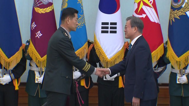 문재인 대통령 평화 확고하게 정착하지 않아...군이 평화 이끌어야 / YTN