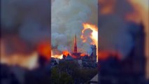 El fuego devora la Catedral de Notre Dame de París
