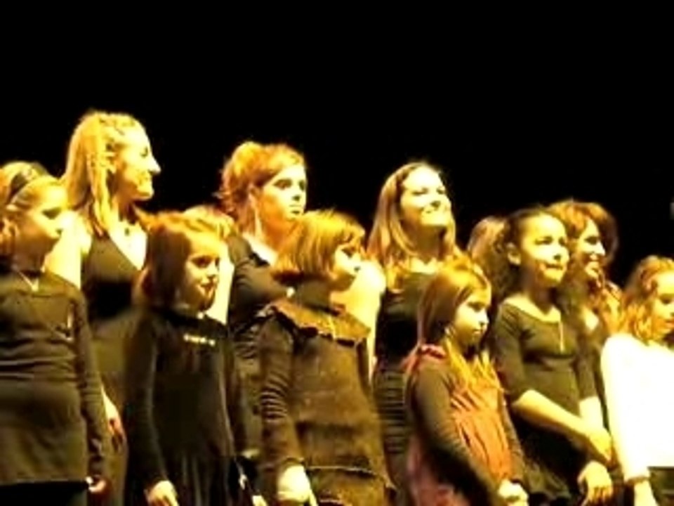 OLYMPIA Chorus Life - We are the world