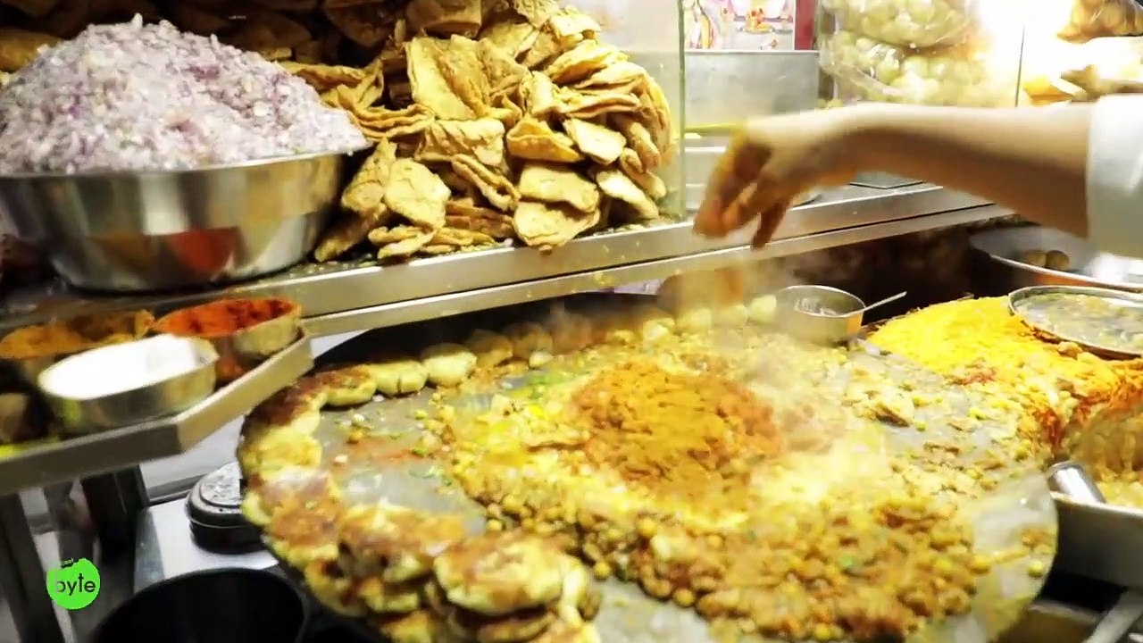 Amazing Hyderabad Street Food Samosa Ragada Pani Puri Video