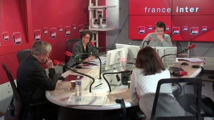 Stéphane Bern, chargé de mission sur le patrimoine : "Comme tous les Français mon coeur saigne... J'ai pleuré en voyant tomber la flèche, je me sens orphelin ce matin."