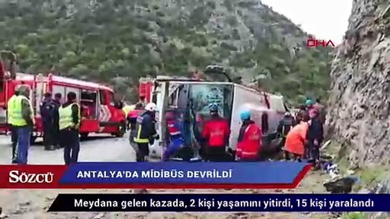 Antalya’da midibüs devrildi:  Ölü ve yaralılar var