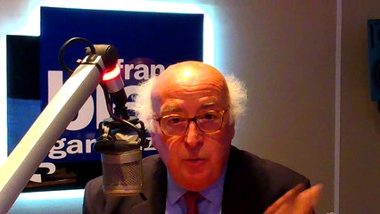 Daniel-Jean Valade.  Adjoint à la culture de la Ville de Nîmes