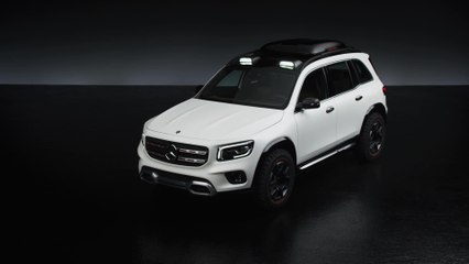 Mercedes-Benz Concept GLB in Studio Exterior Design