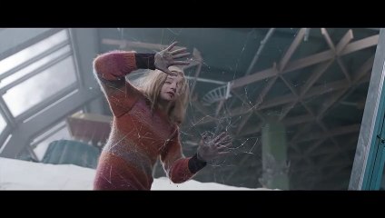 The Quake Movie Clip - Julia On A Window