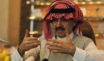 شاهد: الوليد بن طلال يفتتح دار سينما في الرياض