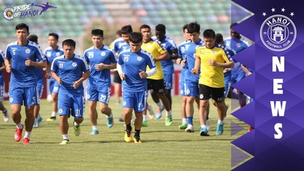 CLB Hà Nội tập làm quen sân Yangon (Myanmar) dưới nắng nóng gần 40 độ C | HANOI FC
