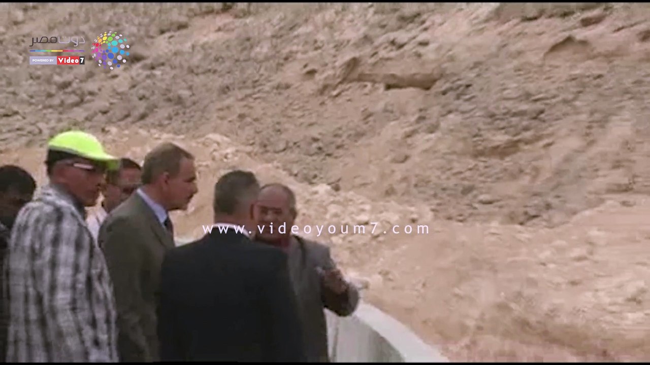 محافظ أسيوط يتابع أعمال تنفيذ محور هضبة أسيوط الغربية