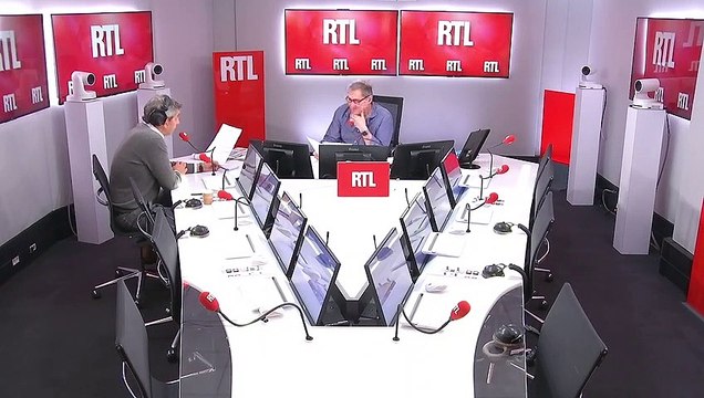 Les souvenirs de la petite enfance ne sont jamais perdus, explique Michel Cymes