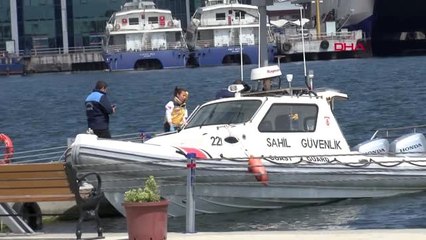 İstanbul-Yenikapı İskelesi'nde Bir Erkeğe Ait Ceset Bulundu