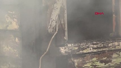 İstanbul- Beyoğlu'nda Metruk Binada Yangın