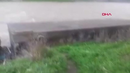 Mardin Dargeçit'te Taşan Dere Boş Evi Yuttu