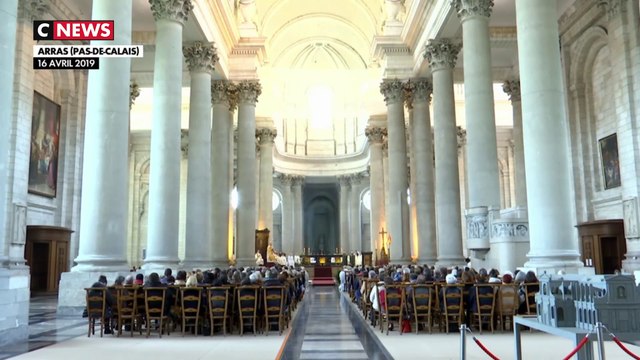 Une messe à Arras en hommage à Notre-Dame