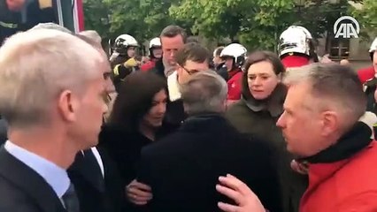 Notre Dame Katedrali'ndeki yangın söndürüldü