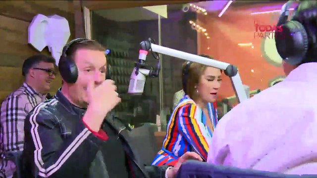 Pati Chapoy y el equipo de Ventaneando en entrevista con Yordi Rosado (Parte 2)