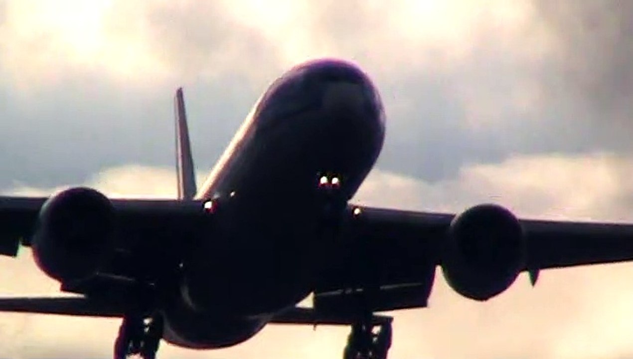 B.777 KLM