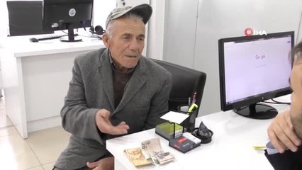 Yaşlı Adam Yolda Buldu, Düşünmeden Belediyeye Teslim Etti