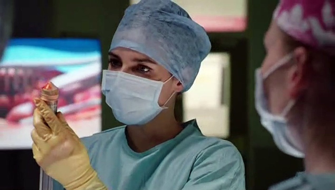 Holby City S21E16 - North And South Part 2