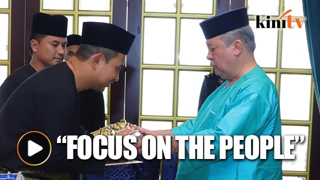 Johor ruler takes aim at Putrajaya after new MB sworn in