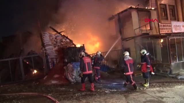 Başkent'te Talaş Deposunda Yangın
