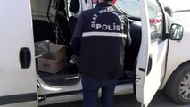 Sancaktepe'de Otomobille Arkadan Çarptıkları Araçtan 100 Bin Lira Gasp Ettiler