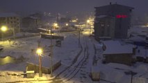 Hakkari Yüksekova'da Nisan Ayında Kar Yağdı