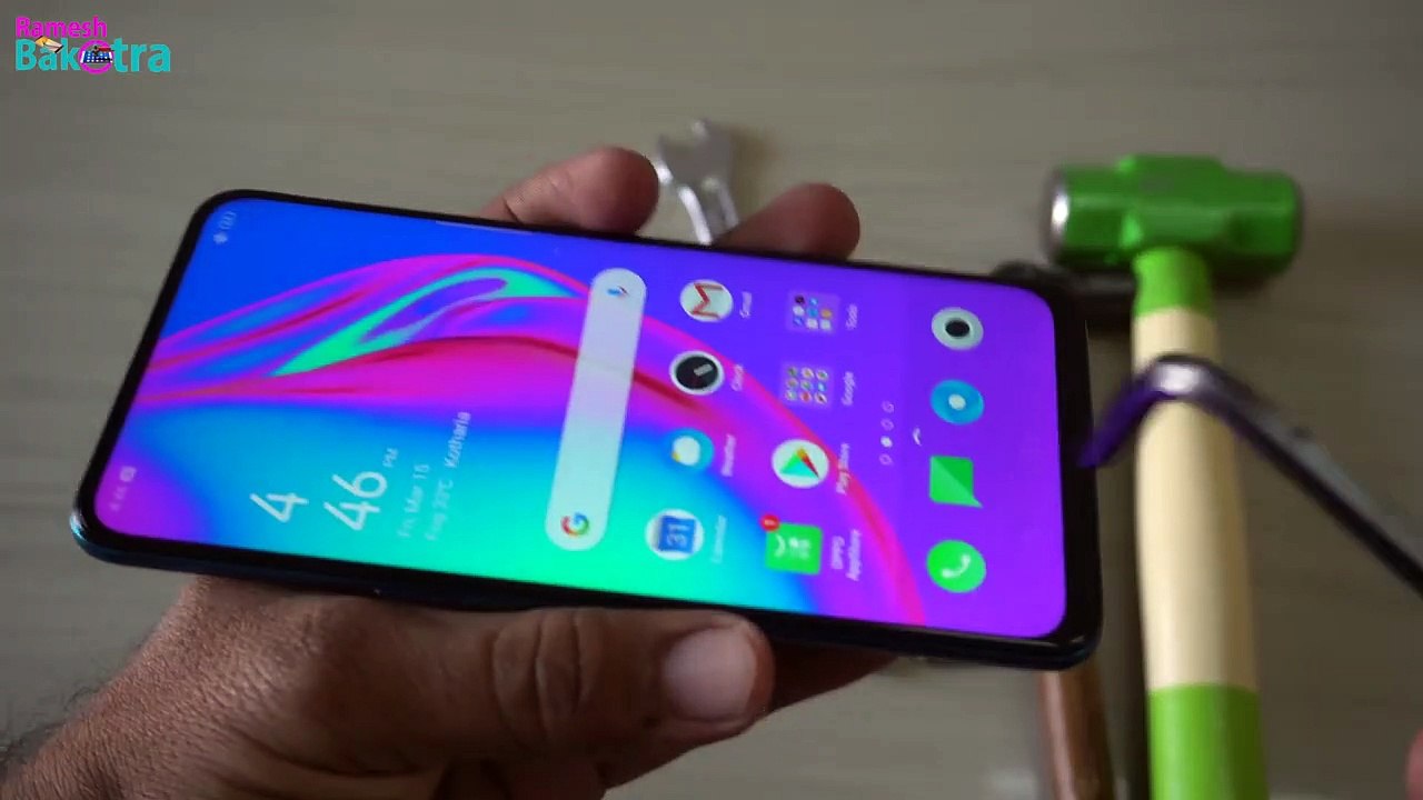 Oppo_F11_Pro_Screen_Scratch_M.MEDIA