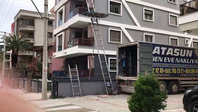 Bornova Asansörlü Nakliyat İle İzmir'de Kolay ve Hızlı Ev Taşıyın