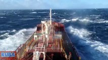 Ships in BAD Weather Compilation 2019 - Monster Waves & Rough Seas (Boats)