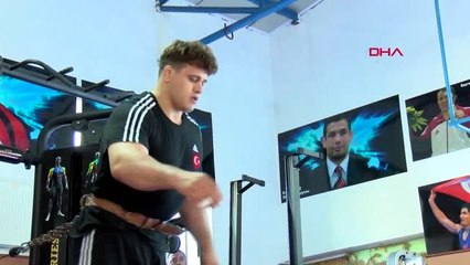 Spor Rıza Kayaalp'in Yozgat'tan Kaçarak Rekora Ulaşan Hikayesi