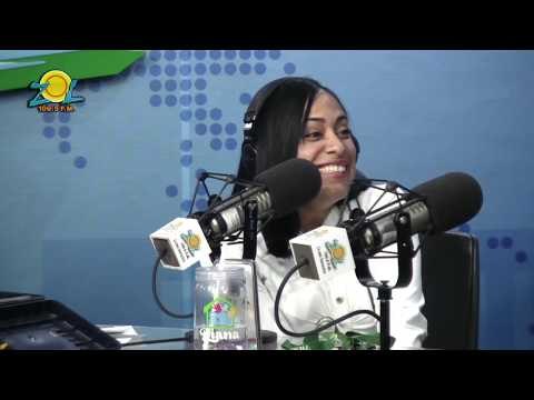 Actuación de Diana Filpo y Albert Mena en el concierto de Luis Miguel