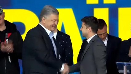 El último duelo entre Poroshenko y Zelenskiy se ha jugado en el Estadio Olímpico de Kiev