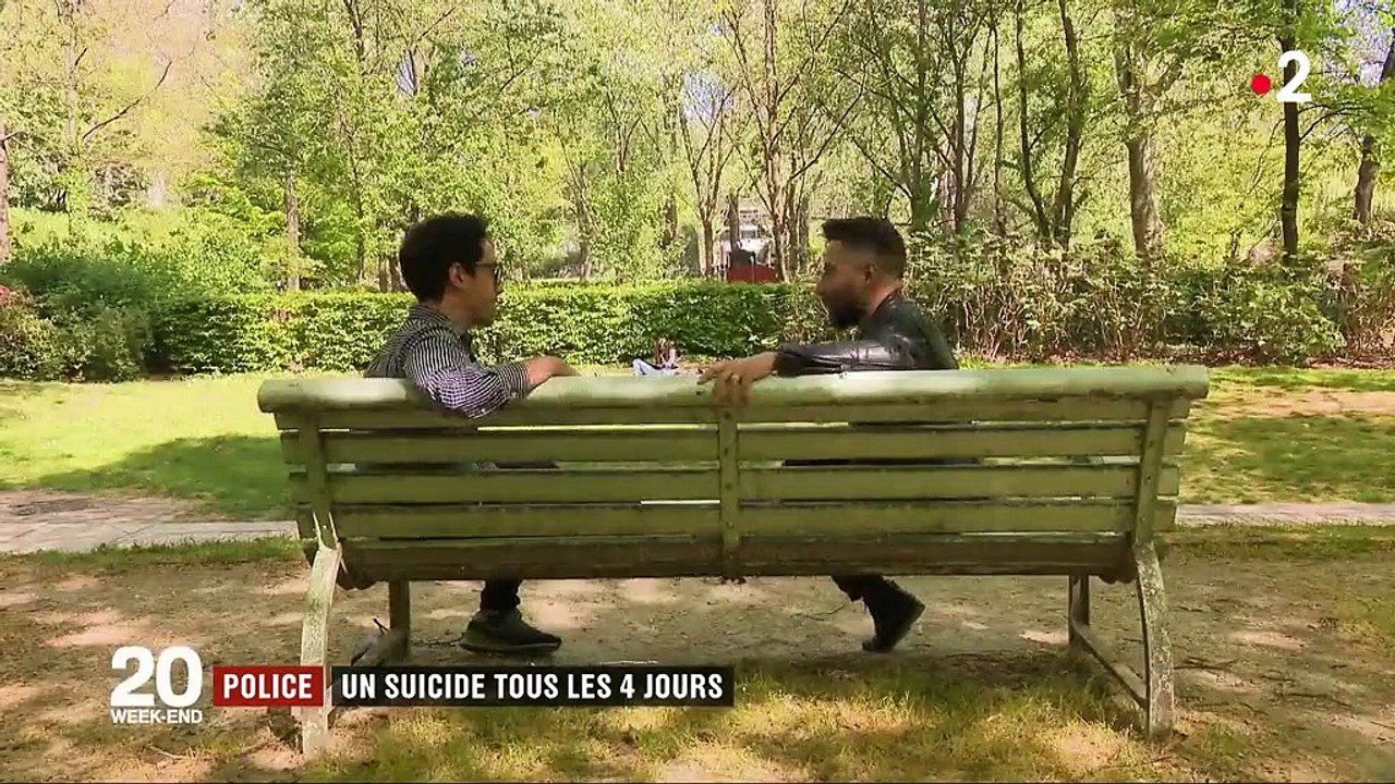 Suicides dans la police : "Le policier aujourd'hui il est témoin de toute la misère du monde", raconte un CRS