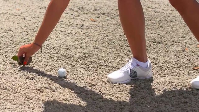 Règles de golf 2019 : Déplacer des détritus ou toucher le sol dans un bunker