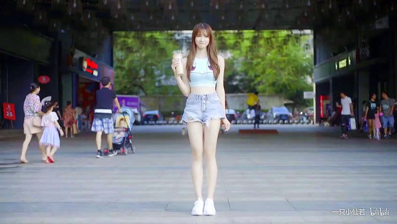 Chinese beautiful girl dance |Youthful energy rabbit dance! Beautiful Girl Dance