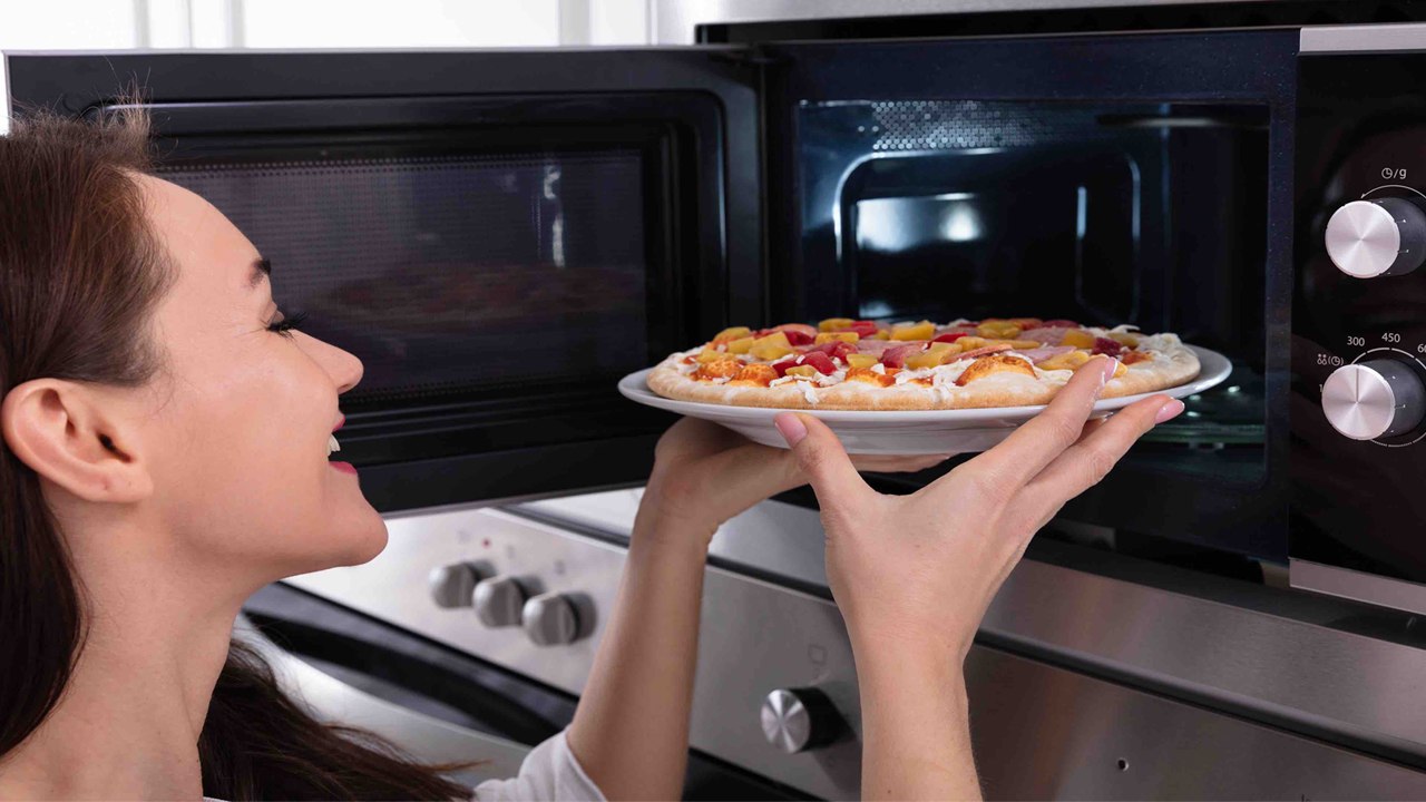 Diese Lebensmittel gehören nicht in die Mikrowelle