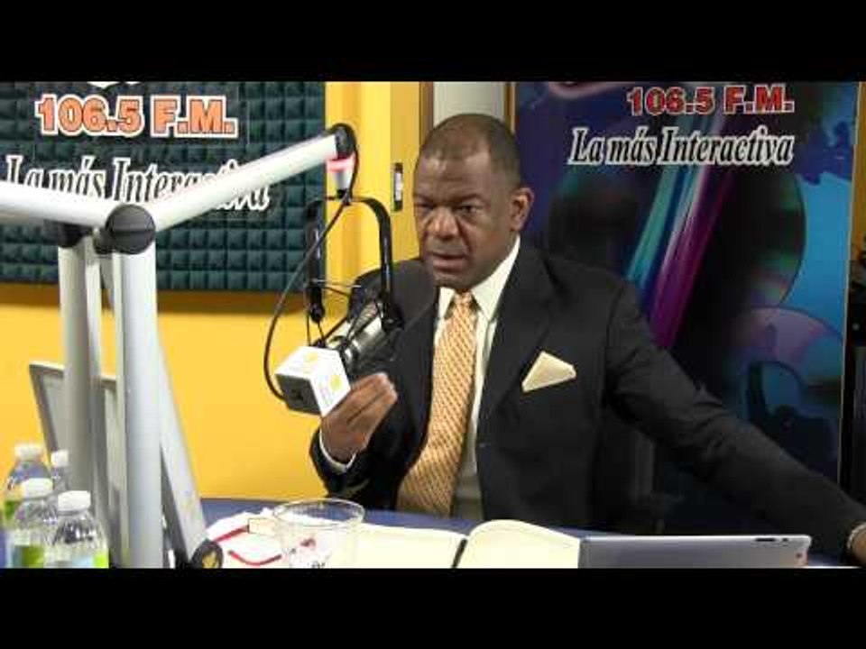 Julio Martinez Pozo habla Alvaro Uribe, discurso Diez Cabral CONEP y  trabajo Danilo Medina