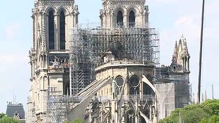 Francia lanza un concurso para reconstruir aguja de Notre Dame