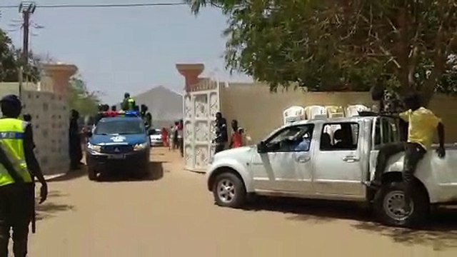 sokhna aida saliou thioune debarque avec sa porsche