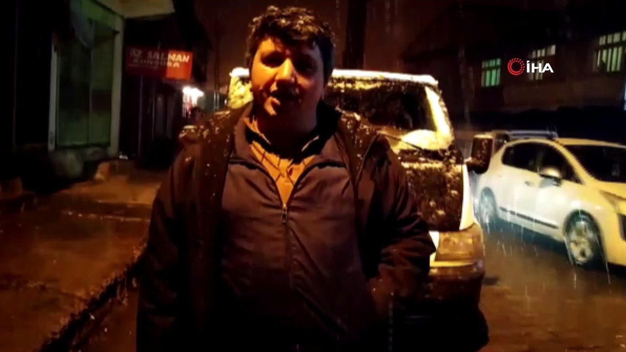 Ağrı'da nisan ayında kar yağışı