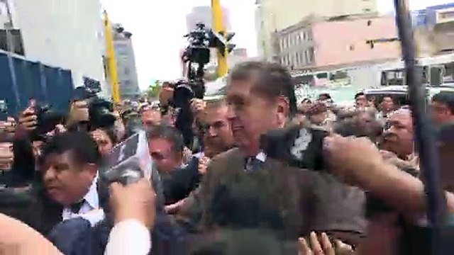 Expresidente de Perú Alan García muere tras dispararse un tiro