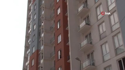 Rezidansın 10'uncu Katından Düşen Kadın Hayatını Kaybetti