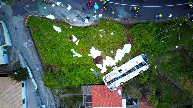Acidente com ônibus na Ilha da Madeira deixa 29 mortos