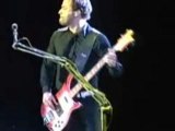 MUSE riff au KROQ Almost Acoustic a los angeles 09-12-2007
